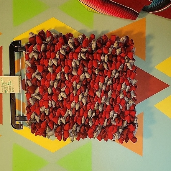 Nwt Home Texco Unique Red and Gray Textured Pillow Cover 18" × 18" - Picture 11 of 12